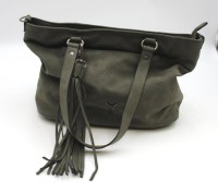 Los 8022 <br>moderne Handtasche, Suri Frey, grün, guter Zustand, ca. 26 x 30cm.