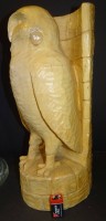 Auktion  / Los 10000 <br> grosse Holzschnitzerei "Eule", H-41 cm,