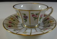Los 1006 <br>Moccatasse mit U.T. "Fürstenberg" Blümchendekor