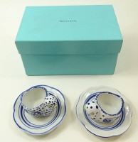 Los 2003 <br>2 Eierbecher Tiffany &amp; Co. Portugal, 80er-Jahre, in OVP, H. ca. 5,5 cm, Ø ca. 10 cm