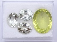 Los 5025 <br>Lemon Citrin und drei Prasiolithe (gr&uuml;ne Amethyste), zus. 36,7ct.