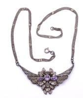 Los 5045 <br>Silber Collier mit drei facc. Amethysten und Markasiten, Sterling Silber 0.925, L. 43cm, 15,8g.