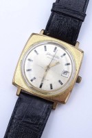 Los 6042 <br>Herren Armbanduhr "Glashütte", Spezimatic, Cal. 75, Werk läuft, Gehäuse34,7x34,7mm, Alters- und Gebrauchsspuren, Glas mit Kratzern und geklebt,Zifferblatt mit einem Kratzer