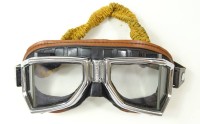 Los 10013 <br>Alte Motorradbrille "Climax", mit Altersspuren, Leder und Kunststoff, mit Alters- und Tragespuren