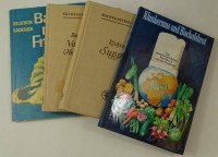 Los 14006 <br>4 alte Kochbücher, 60er-Jahre und 1 x 90er-Jahre