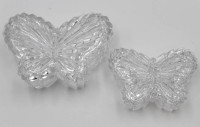 Los 3080 <br>2x Deckeldosen in Schmetterlingsform, Kristall, H-3,5cm u. 2,5cm B-11,5cm u. 9cm.