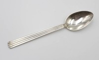 Los 4051 <br>Esslöffel, Georg Jensen, Bernadotte, Sterling, 56,1gr., verso auf Laffe Namensgravur und Datierung , L-18,5cm.