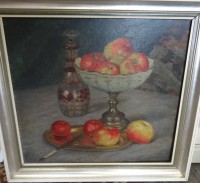 Auktion 336 / Los 4080 <br>Ernst EITNER (1867-1955) "Stillleben mit Äpfel", Öl/Platte, 40x43 cm, gerahmt, RG  48x51 cm