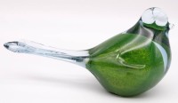 Los 3026 <br>Vogelfigur, grünes und klares Glas, L. 15,5 cm, H. 8 cm