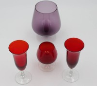 Los 3040 <br>4x div. Farbiges Glas, ca. H-13cm.