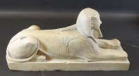 Los 15014 <br>liegende Sphinx mit Pharao-Gesicht, Stuck, H-13 cm, L-29 cm, kl. Abplatzer,