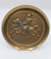 Los 15534 <br>Wandteller, Reiterszene, China, Messing, D-32cm.