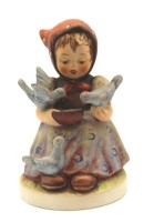 Los 9029 <br>Hummelfigur, Aschenputtel, Goebel, Nr. 337, H-12,5cm.