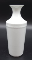 Los  <br>Vase "Fürstenberg" weiss, H-21 cm