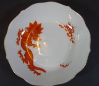 kl. Schälchen "Meissen", roter Drache, D-11 cm, Schwerter durchschliffen