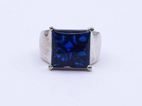 Massiver Silber Ring mit einen dunklen blauen Farbstein,Sterling Silber 0.925, 14,2g., RG 56