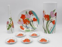 Los 8028 <br>8tlg. Konvolut, Rosenthal studio-linie , signiert, florale Dekore, gr. Vase H-28,2cm.