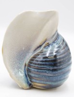 Los 9047 <br>Goebel-Vase in Muschelform, von 1987, H-14cm