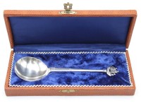 Los 11004 <br>Zierlöffel, 800er Silber, 48,9gr., in Kasten, L-18cm.