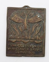 Los 15011 <br>Bronze-Plakette "Zum Gedenken an den Stader Brand  26. Mai 1659", 9 x 7 cm