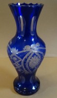 Los  <br>blaue Kristallvase mit Schliff, H-18 cm