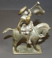kl. Bronze, Herold zu Pferd, H-13 cm, gemarkt und Nr. 714