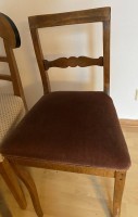 einzelner Biedermeier-Stuhl