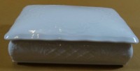 Los  <br>flache Deckeldose "Freiberger Porzellan" Sachsen, weiss, H-5 cm, 15x11 cm
