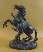 Los  <br>Figur "Der Pferdebändiger", Zinkguss, Mann ist rausgebrochen, aber steht noch, 2x eingerissen, H-27 cm, L-23 cm