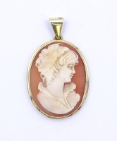 Auktion 332 / Los 1046 <br>Gold Anhänger mit Gemme, 0.585, L. 4,2cm, 6,8g.