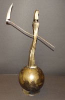 Auktion 332 / Los 15040 <br>Bronze-Gevatter Tod auf Erdkugel, bewegliche Sense, H-42 cm, 3,2 kg