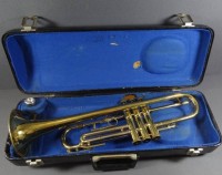 Auktion 332 / Los 16020 <br>Trompete in Koffer, Messing, gemarkt "Austria"