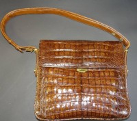 Krokoleder Handtasche mit Messingrahmen, 18x21 cm
