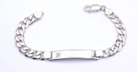 Auktion 332 / Los 1400 <br>Identitätsarmband, Silber 0.925, ohne Gravur, L. 19,5cm, B. 8,7mm, 15,8g.