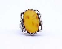 Auktion 333 / Los 1037 <br>Bernstein Ring, Silber 0.835, 5,5g., RG 56