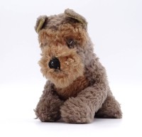 Auktion 334 / Los 12001 <br>Terrier von "Steiff", nur Knopf im Ohr, H. 19cm