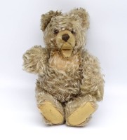 Auktion 334 / Los 12003 <br>Teddy, älter, bespielte Erhaltung, H. 36cm