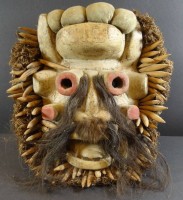 Auktion 334 / Los 15025 <br>gr. rituelle Maske, wohl Südostasien? 40x38 cm, Altersspuren