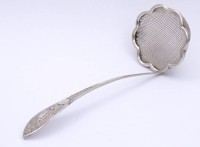 Auktion 334 / Los 11032 <br>Streulöffel, Silber gepr., L. 15cm, 21,8g.,