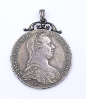 Maria Theresien Taler gehenkelt,Silber, L- 5,5cm, 29,8g (Nachprägung)