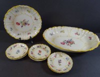 Auktion 500010 / Los  <br>Teller mit 6 Konfektschälchen, (D-19 und 11 cm) ovale Kuchenschale "Ilmenau" 29x22 cm