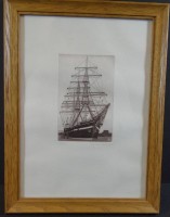 Auktion 500010 / Los  <br>Michael Wolff (1946) "Vollschiff" Aquatinta Radierung, ger/Glas, RG 29x22 cm