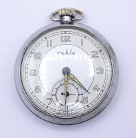 Auktion 500011 / Los  <br>Taschenuhr "Ruhla", mechanisch, Werk steht, D. 50mm, Alters- und Gebrauchsspuren