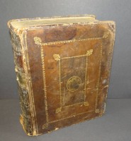 Auktion 335 / Los 3009 <br>Bogatzky "Tägliches Hausbuch" 1753, 2.Teil, ca. 1260 Seiten, Ledereinband der Zeit, Gebrauchs-und Altersspuren