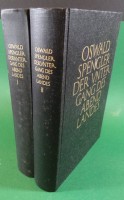 Auktion  / Los  <br>Der Untergang des Abendlandes. Umrisse einer Morphologie der Weltgeschichte. Erster und Zweiter Band. Mit 3 Falttafeln. ca. 70 te Auflage
