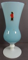Auktion 344 / Los 10049 <br>Vase auf Stand opalines Glas, wohl Murano, Italy Etikette, H-22 cm