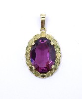 Auktion 336 / Los 1005 <br>Anhänger mit Farbstein, 14ct Rolled Gold, L. 3,3cm