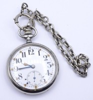Herren Taschenuhr , mechanisch (Handaufzug), Werk steht, D. 55mm, Zifferblatt beschädigt, anbei Uhrenkette, beide Metall