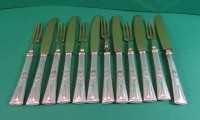 Auktion 336 / Los 11016 <br>Jugendstil-Obstbesteck für 6 Personen, 12 tg., Silbergriffe-800-, guter Zustand, L-17 cm, zus. 326 gr.