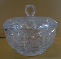 Los  <br>grosse Kristall-Bonbonniere, beschliffen, H-14 cm, D-17 cm